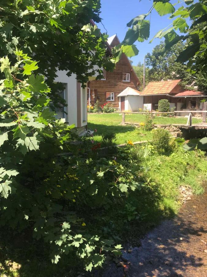 Готель У Олега Верхній Студений Екстер'єр фото